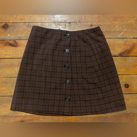 Aritzia Sunday Best Yuri Skirt - Picture 2 of 10